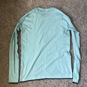 Like New Lululemon Green long sleeve size M